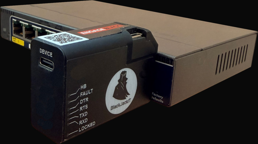 BlackJackIT secured to a console port